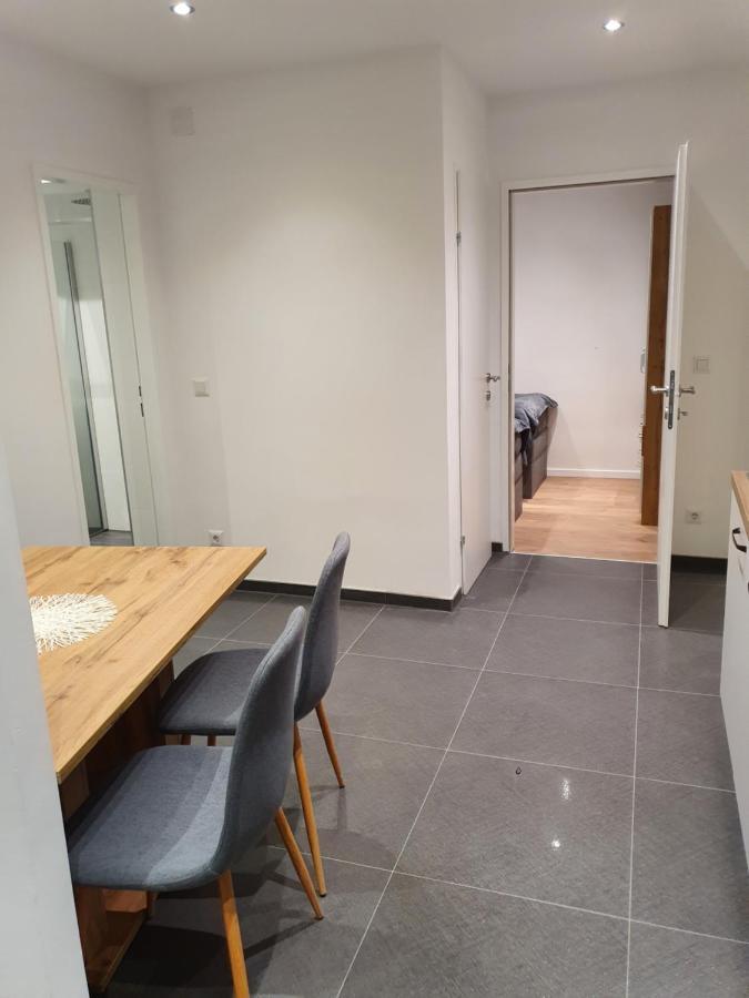 Smarte Dachgeschosswohnung Mit 2 Terrassen Direkt Am Hauptbahnhof Viena Exterior foto