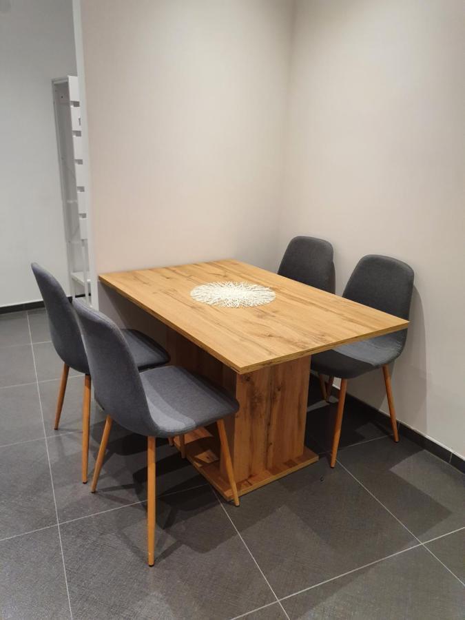 Smarte Dachgeschosswohnung Mit 2 Terrassen Direkt Am Hauptbahnhof Viena Exterior foto