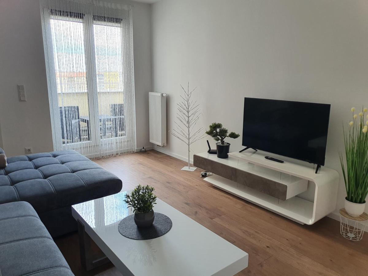 Smarte Dachgeschosswohnung Mit 2 Terrassen Direkt Am Hauptbahnhof Viena Exterior foto